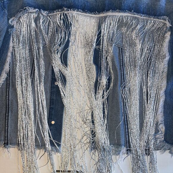 Fantastic Fawn Denim Jacket Womens Medium Silver Fringe Back Blue Jean Jacket - Picture 10 of 14